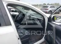 2013 Toyota RAV4 photo