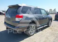 2013 Toyota 4 RUNNER photo