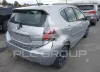 2013 Toyota PRIUS фото