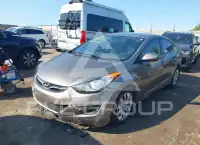 2013 Hyundai Elantra photo