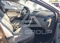 2013 Hyundai Elantra photo