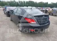 2013 Hyundai Accent photo