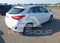 2013 Hyundai Elantra photo