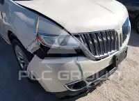 2014 Lincoln MKX photo