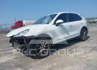 2014 Porsche CAYENNE photo