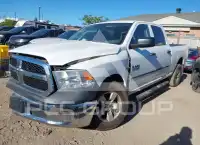 2014 RAM 1500 photo