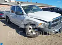 2014 RAM 1500 photo