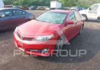 2014 Toyota CAMRY фото