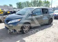 2014 Toyota SIENNA фото