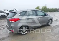 2014 KIA Rondo photo