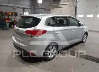 2014 KIA Rondo фото