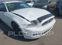 2014 Ford MUSTANG фото