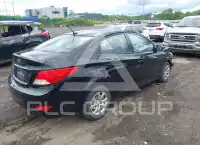 2014 Hyundai Accent photo