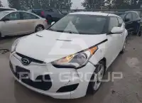2014 Hyundai Veloster photo