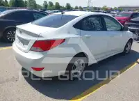 2014 Hyundai Accent photo