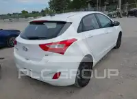 2014 Hyundai Elantra photo