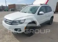 2014 Volkswagen Tiguan photo