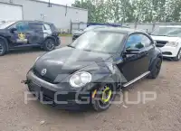 2014 Volkswagen BEETLE фото