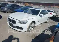 2015 BMW 750 photo