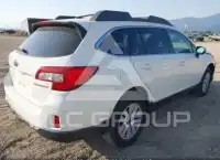 2015 Subaru Outback photo