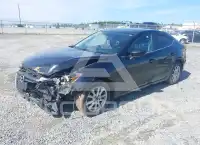 2015 Mazda 3 фото