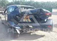2015 Mazda 3 фото