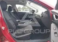 2015 Mazda 3 фото