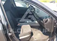 2015 Mazda 3 фото