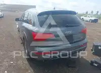 2015 Audi Q7 photo