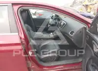 2015 Chrysler 200 фото