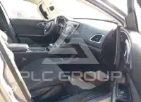 2015 Chrysler 200 фото