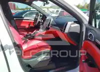 2015 Porsche Cayenne photo