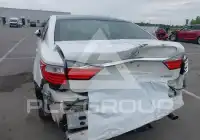 2015 Lexus ES350 photo