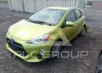 2015 Toyota PRIUS фото