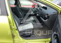 2015 Toyota PRIUS фото