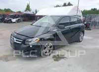 2015 Mercedes Benz B 250 фото