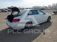 2015 Mercedes Benz E 400 photo