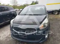 2015 KIA Rondo photo