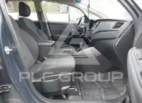 2015 KIA Rondo photo