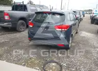 2015 KIA Rondo photo