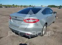 2015 Ford FUSION фото