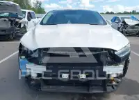 2015 Ford FUSION фото