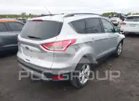 2015 Ford ESCAPE photo