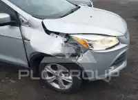 2015 Ford ESCAPE photo