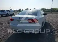 2015 Volkswagen PASSAT фото