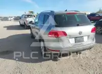 2015 Volkswagen Touareg фото