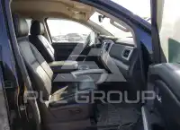 2016 Nissan TITAN фото
