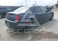 2016 Chrysler 300 photo