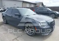 2016 Chrysler 300 photo