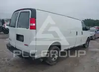 2016 GMC Savana photo